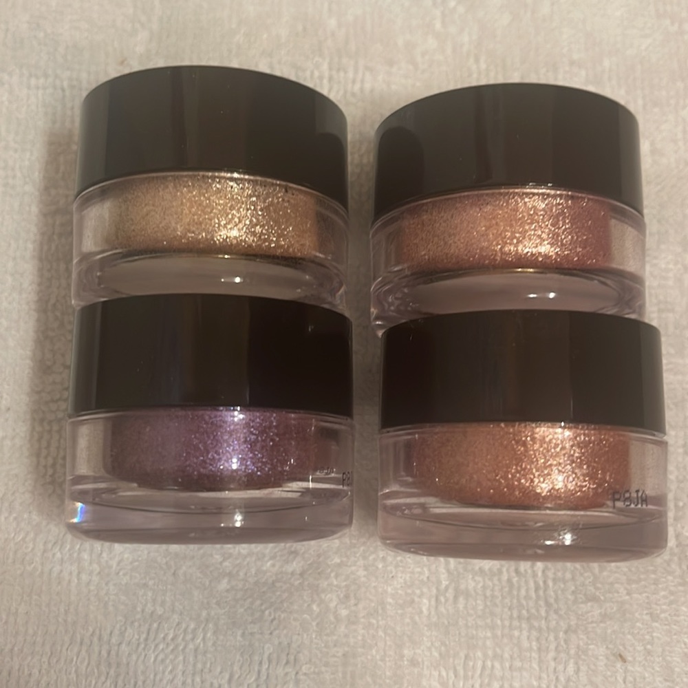 BH Cosmetics Diamond Dazzlers Loose metallic pigment